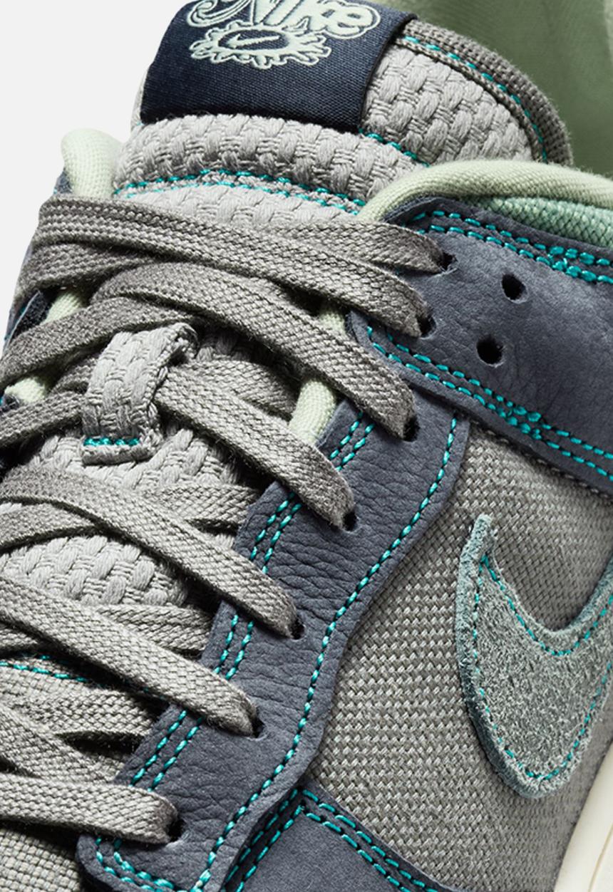 Nike - Nike Dunk Low Retro SE