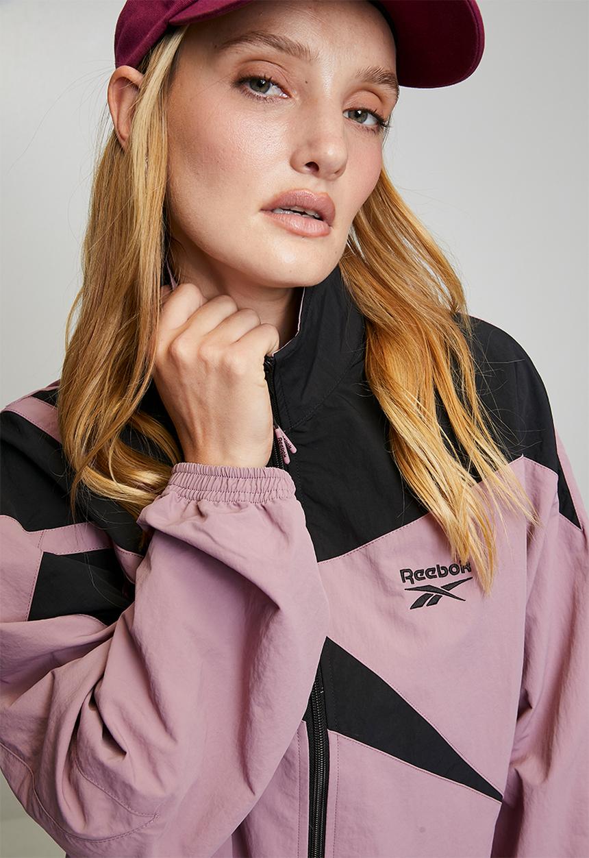 Reebok - Women'S Icon Open Hem Tracktop - Berry Chill/Black