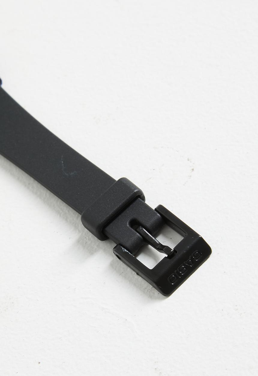 Casio - Analog Rect- Black