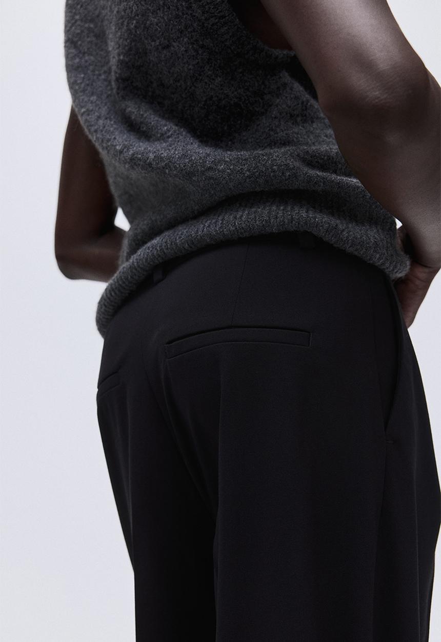 H&M - Wide tailored trousers - black