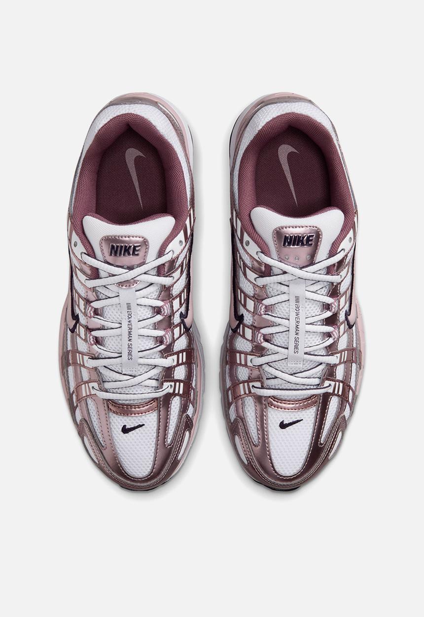 Nike - Nike P-6000