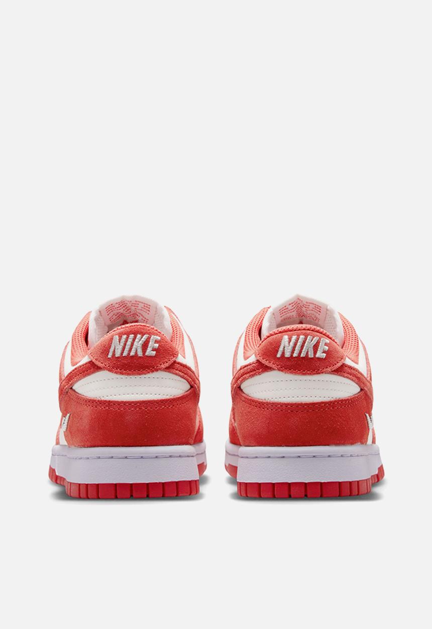 Nike - Nike Dunk Low