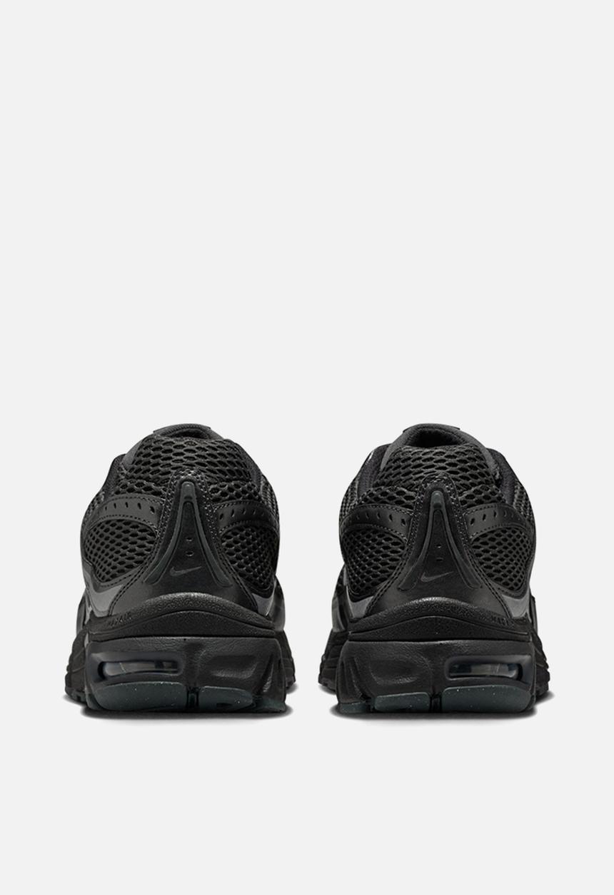 Nike - NIKE AIR MAX MOTO 2K
