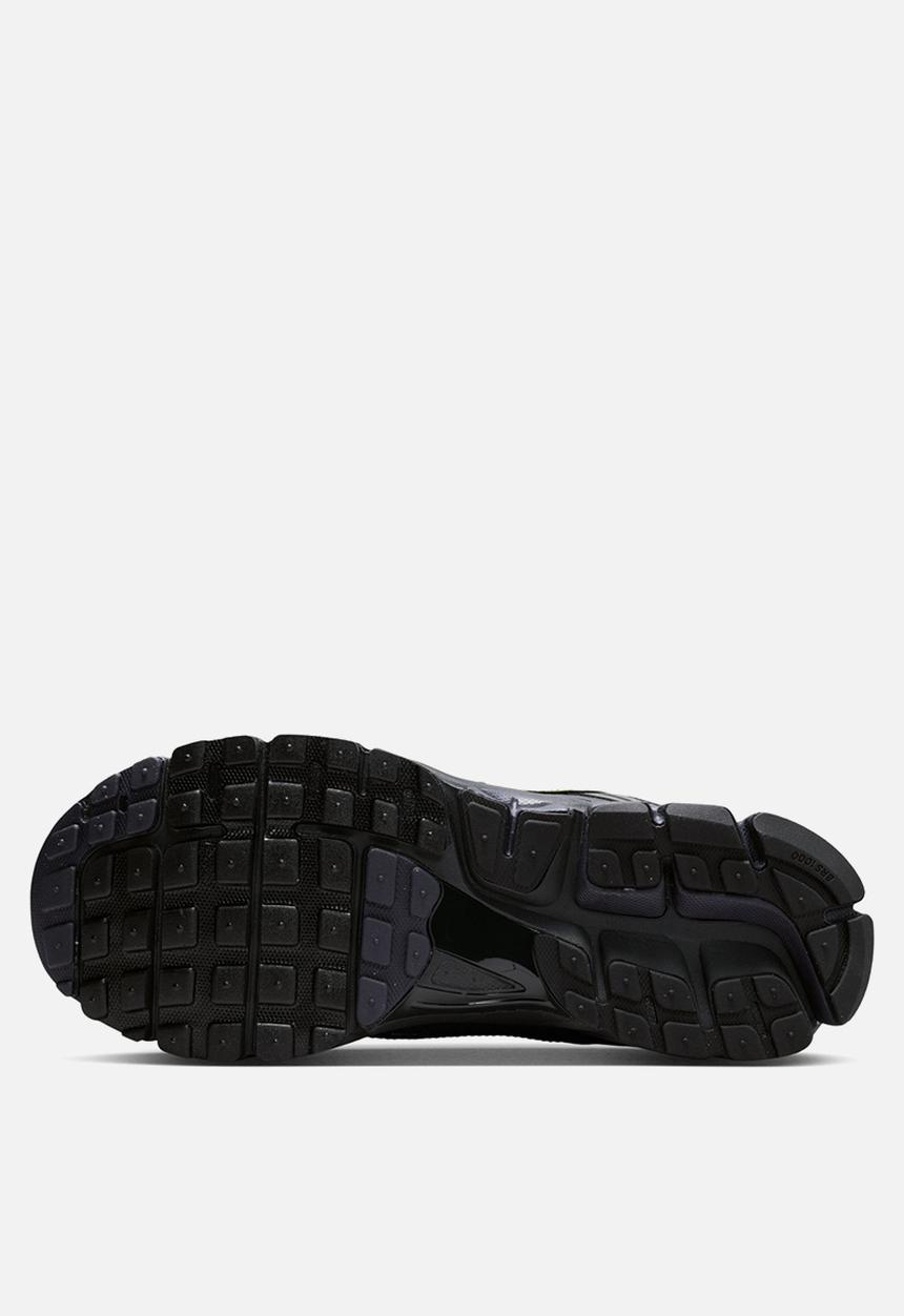 Nike - Nike Zoom Vomero 5 SE