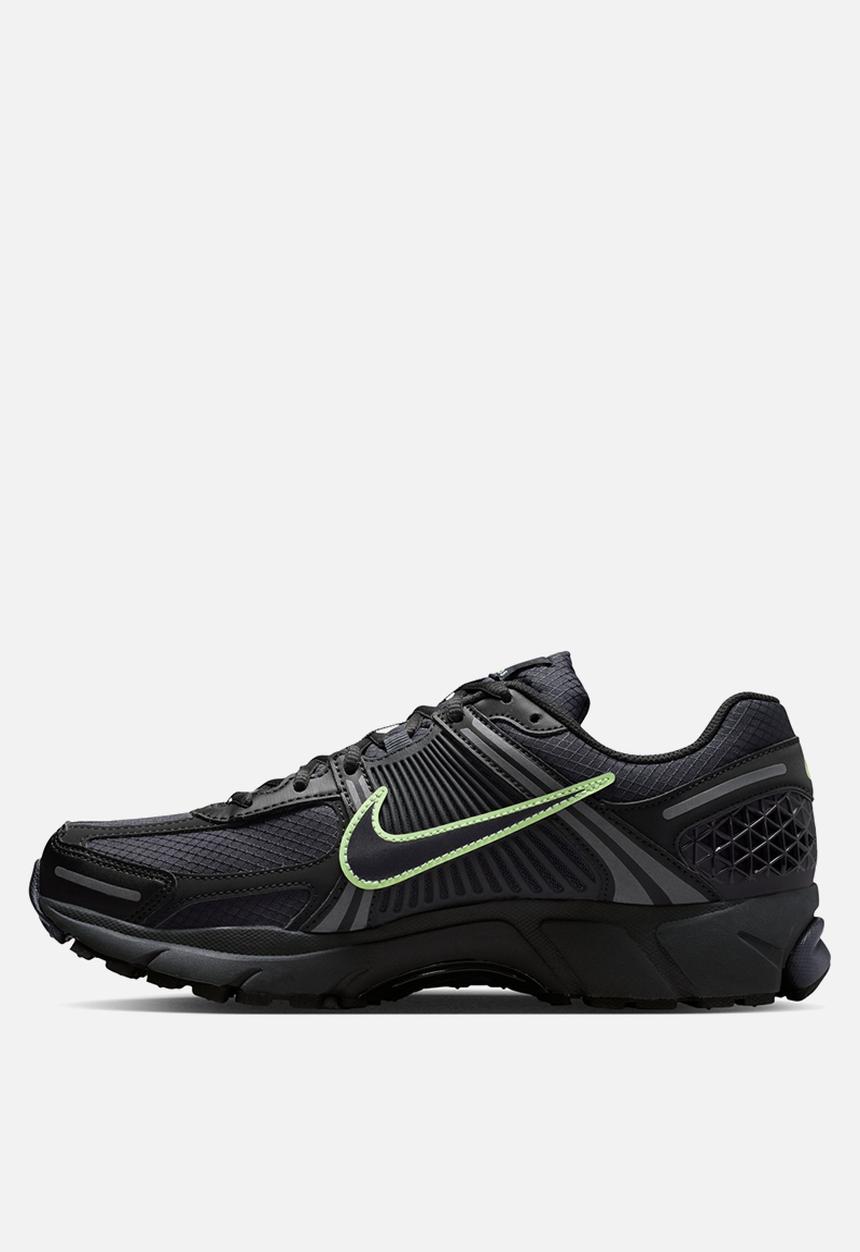 Nike - Nike Zoom Vomero 5 SE