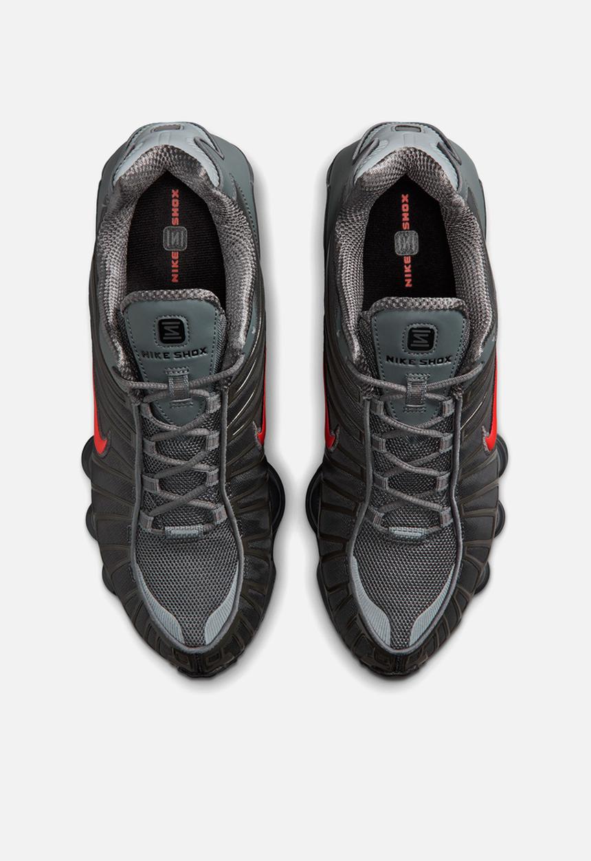 Nike - Nike Shox TL SE