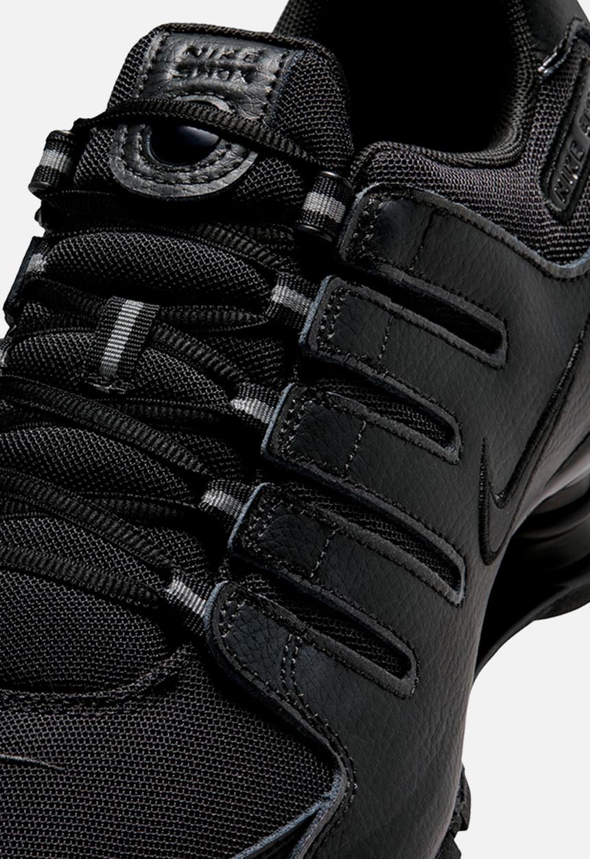 Nike - NIKE SHOX NZ