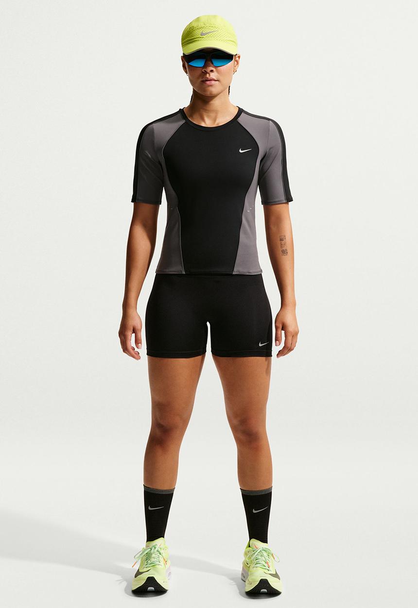 Nike - W Nk Tempo Df Hr Tgt Shrt - Black/Reflective Silv