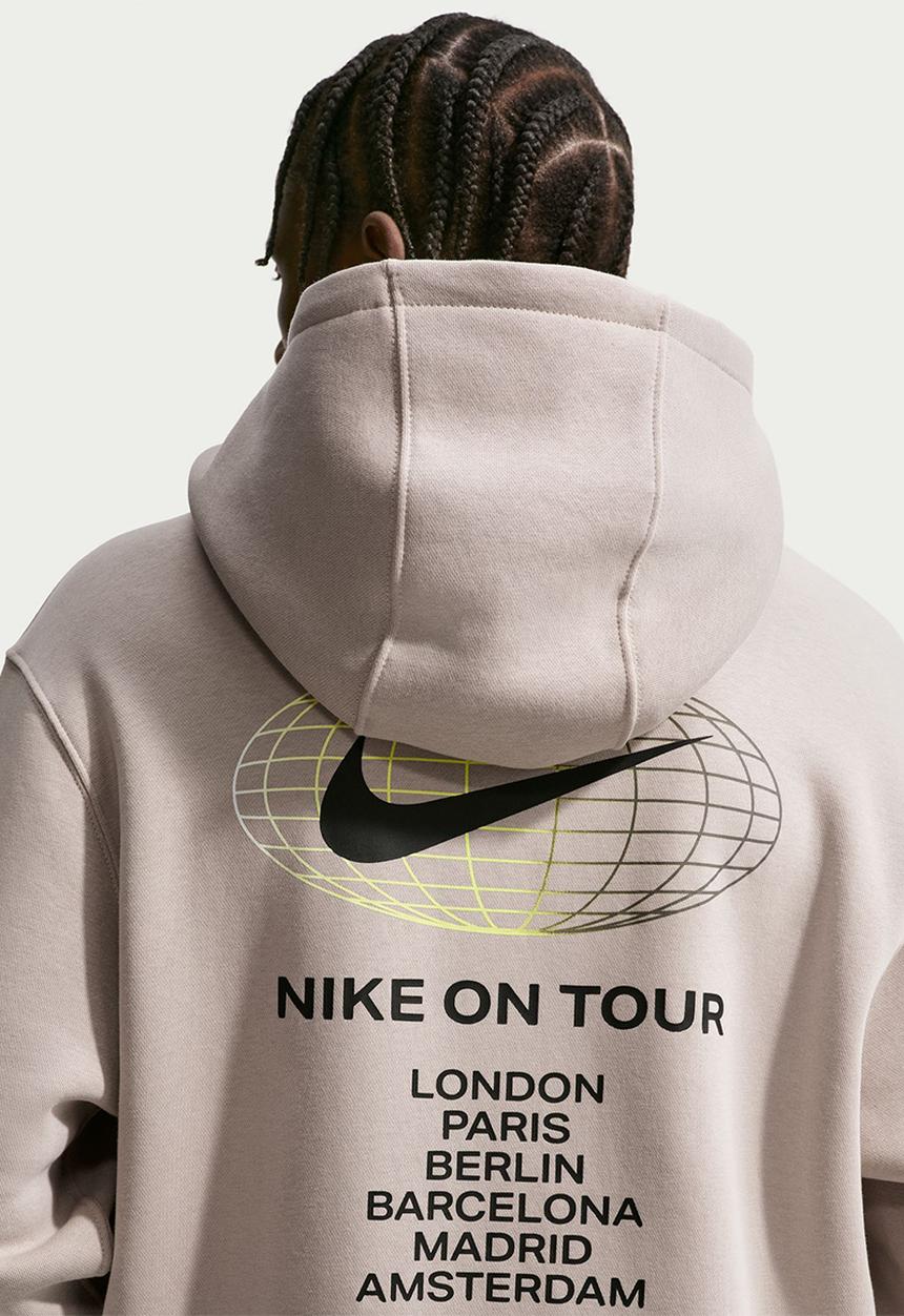 Nike - NSW Athletic Club BB Hoodie - Cream 