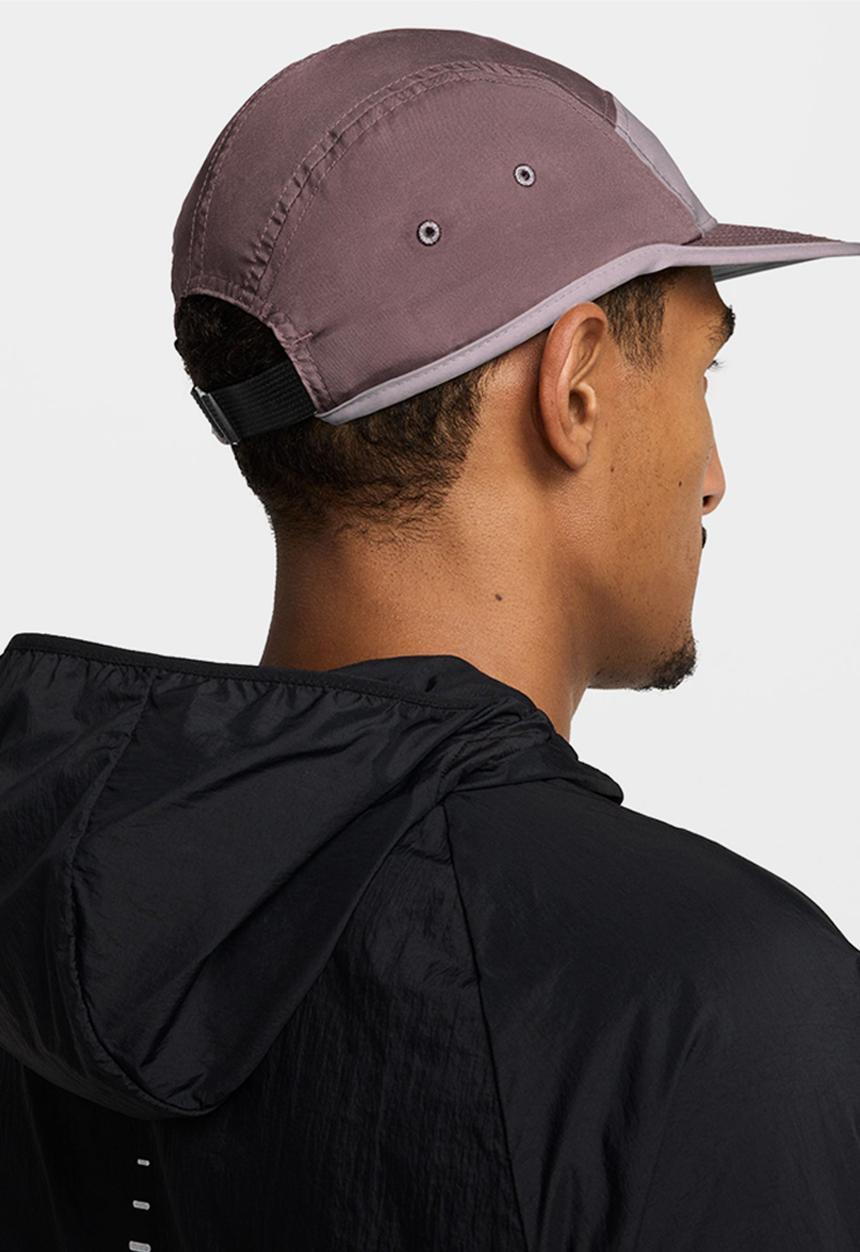 Nike - Unstructured Swoosh Cap - Violet