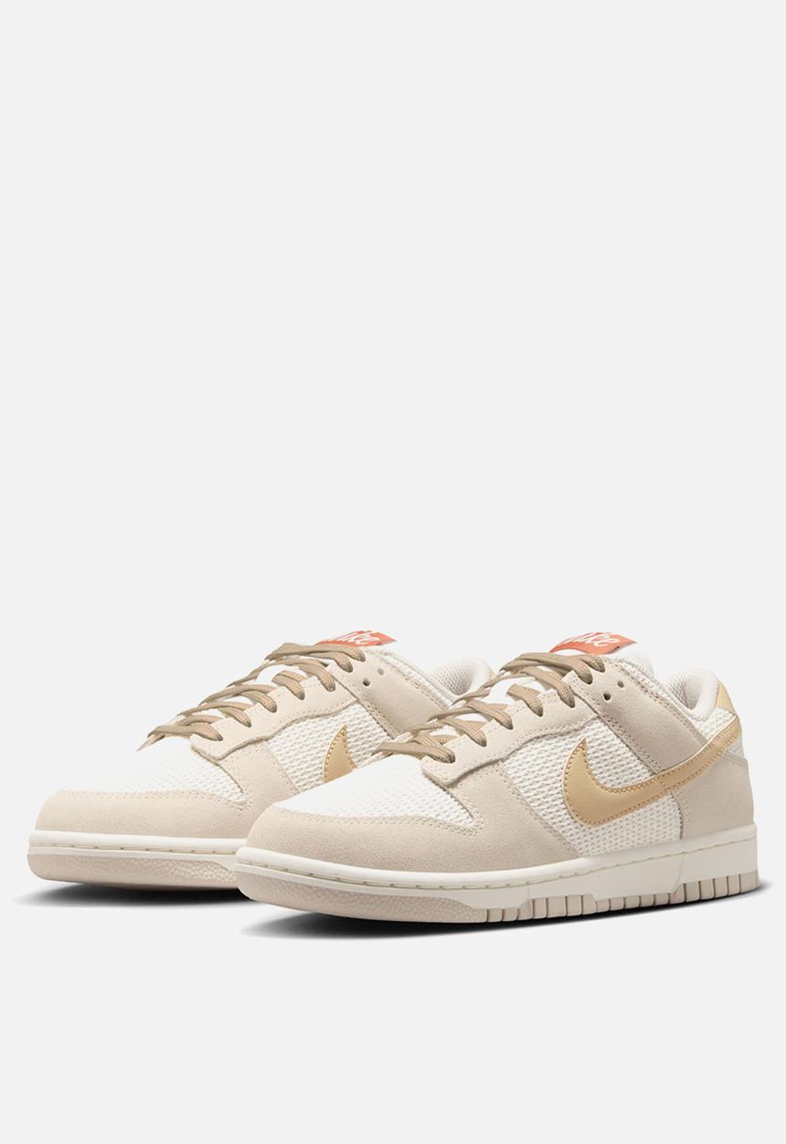 Nike - Nike Dunk Low SE