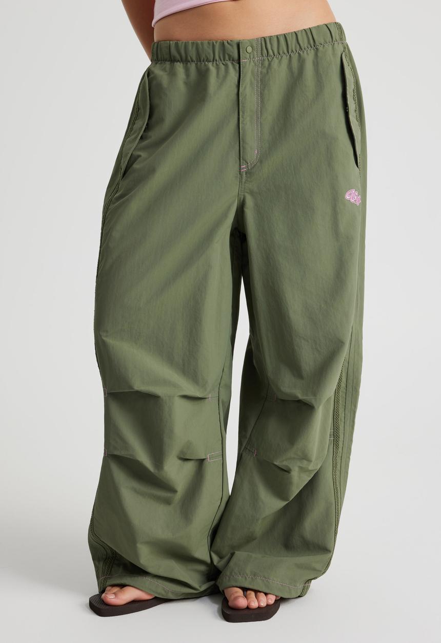 Factorie - Open Gallery Jumbo Pull On Pant - Fatigue Green