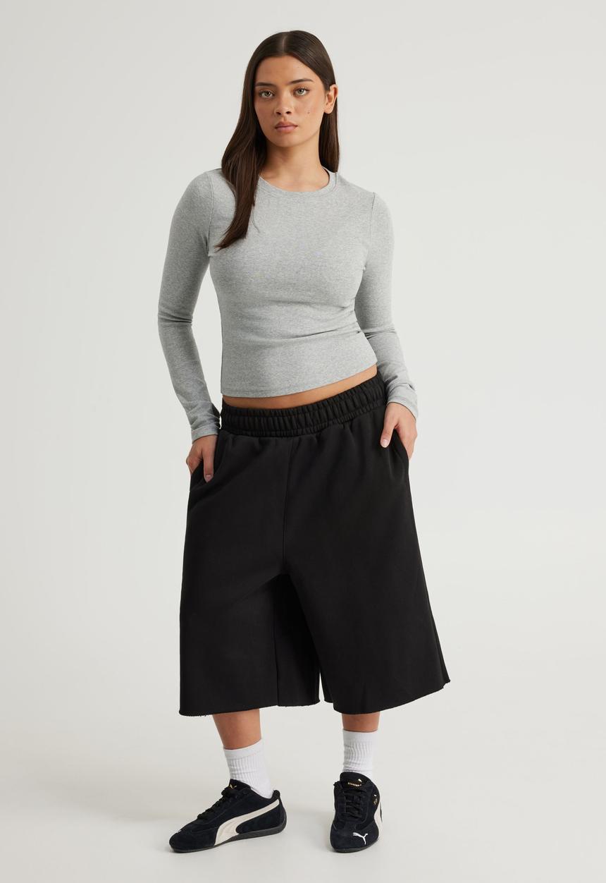 Factorie - Authentics Baggy Track Short - Black