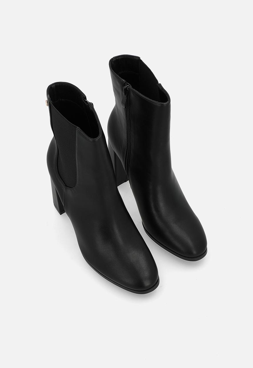 Miss Black - Shania 7 chelsea block heel ankle boot - black