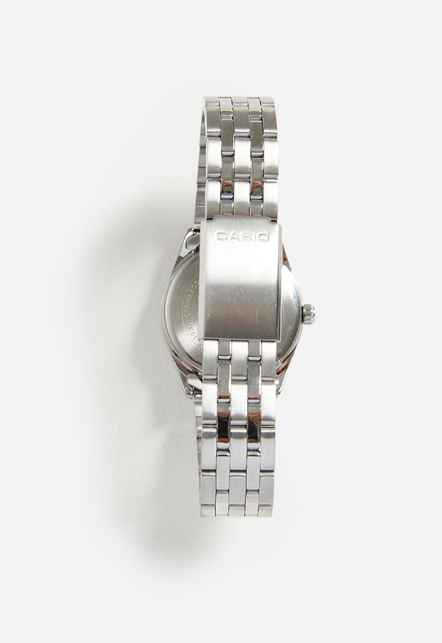 Casio - Analog Ss Ion 50M Date Blue - Silver