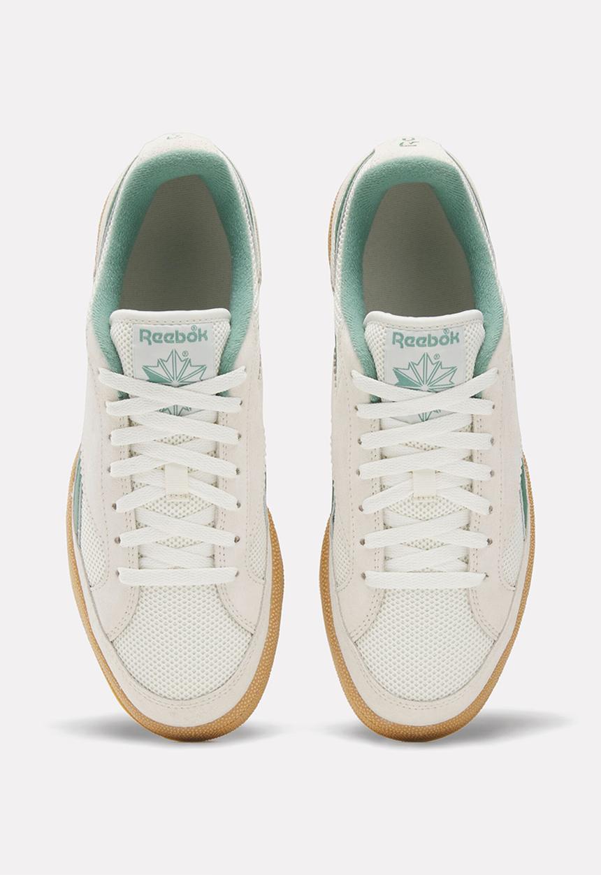 Reebok - CLUB C GROUNDS 70