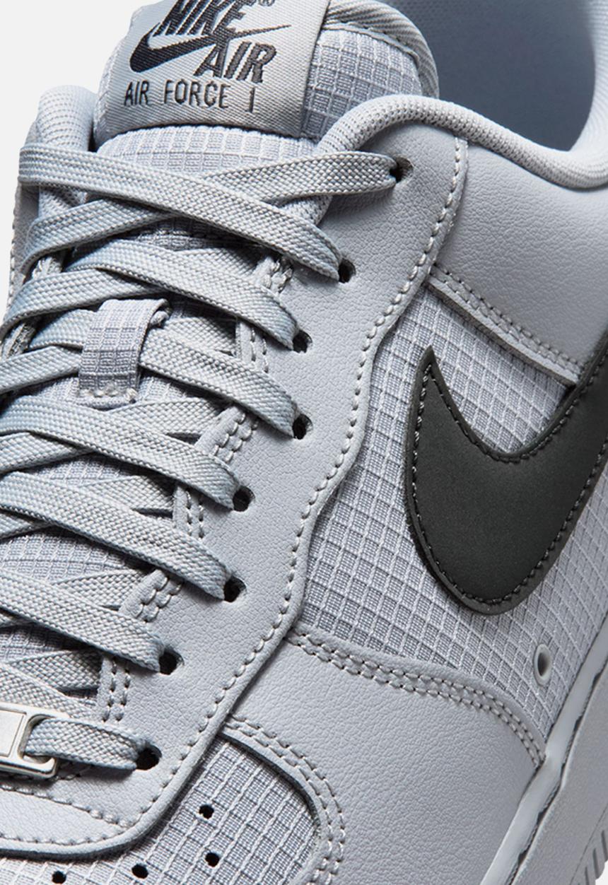Nike - Nike Air Force 1 '07 LV8 Tech