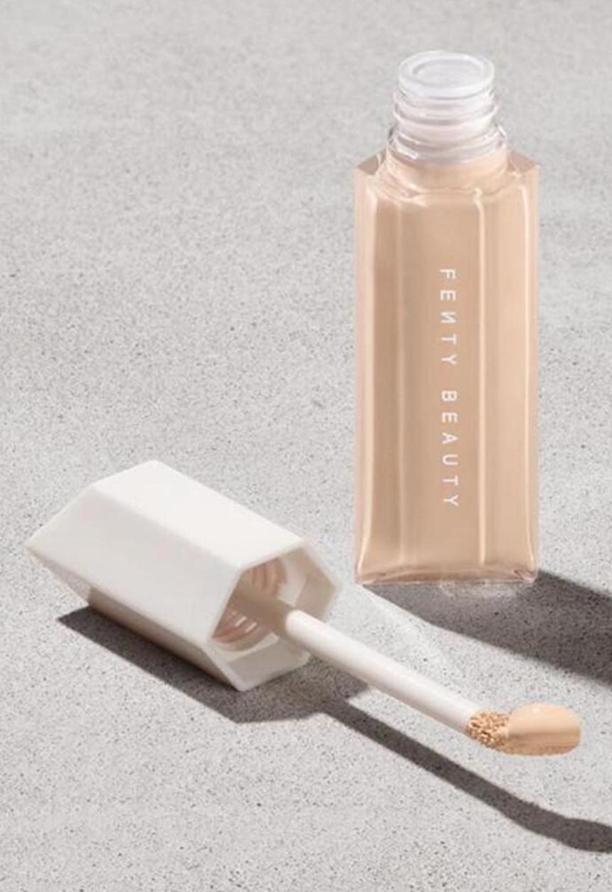 Fenty Beauty - We're Even Hydrating Longwear Concealer - 160W Light