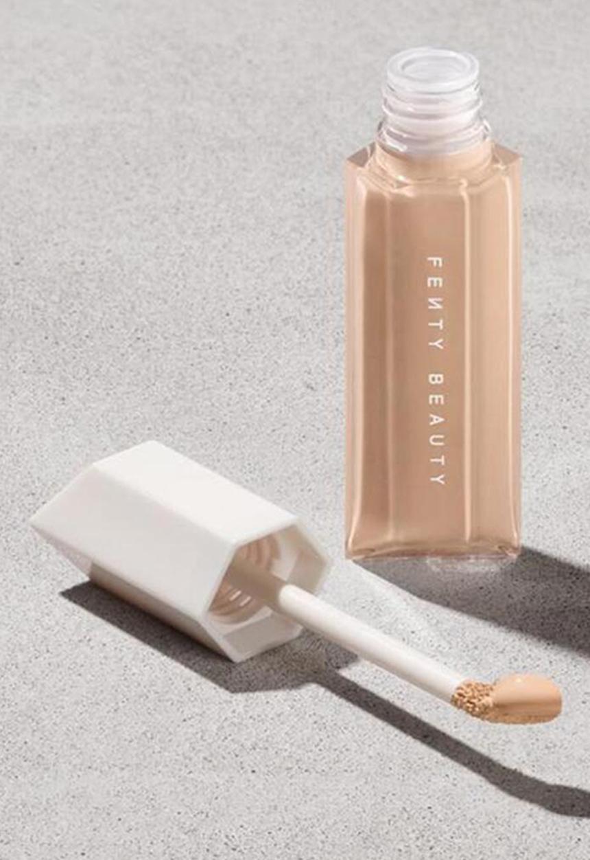 Fenty Beauty - We're Even Hydrating Longwear Concealer - 200C Light Medium