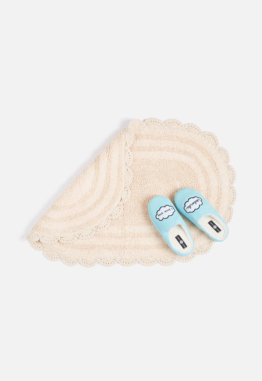 Sixth Floor - Crochet bathmat