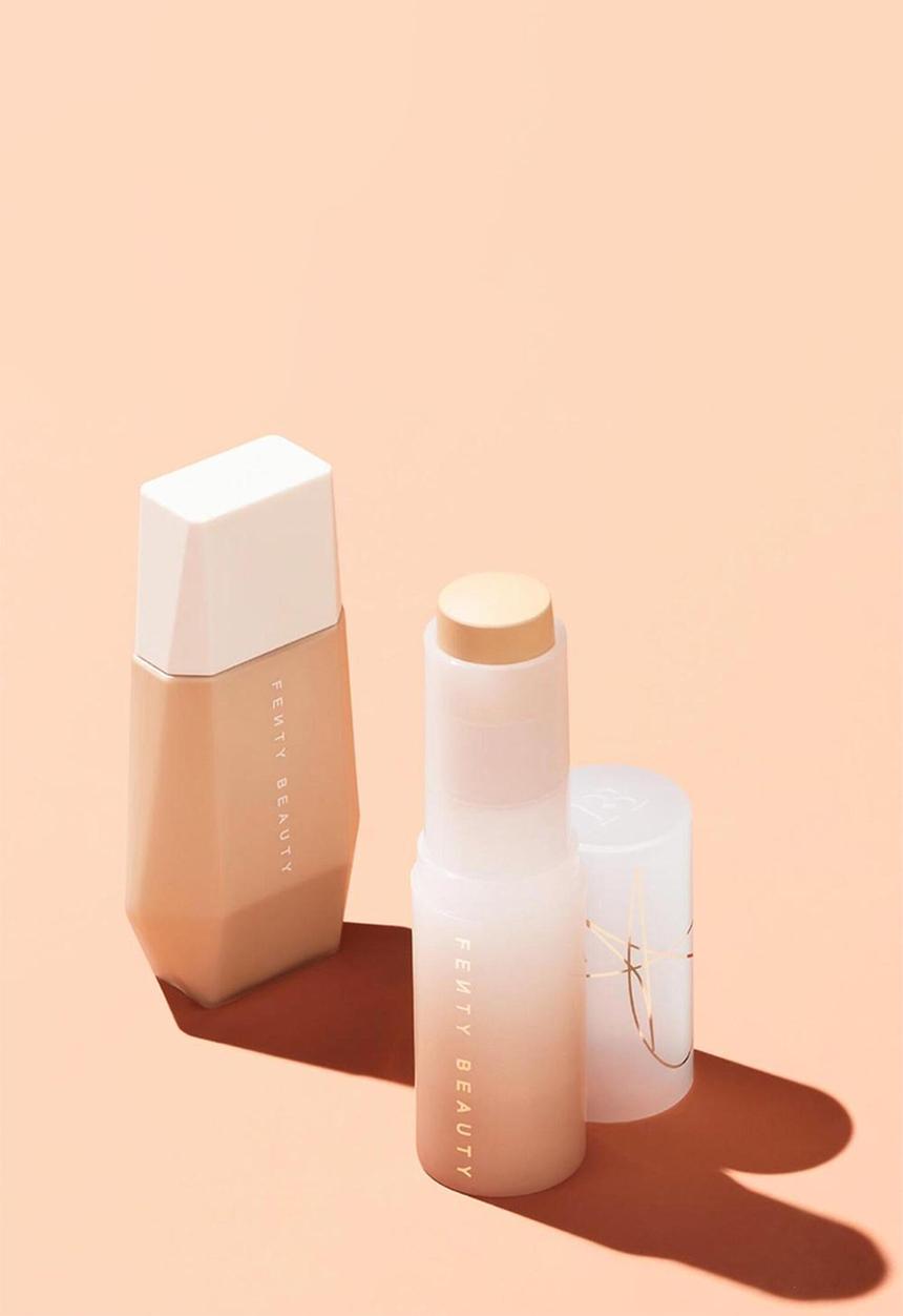 Fenty Beauty - Eaze Drop Foundation Stick - 4