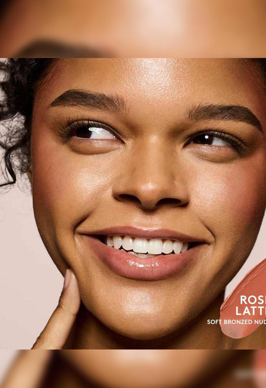 Fenty Beauty - Cheeks Out Freestyle Cream Blush - Rose Latte