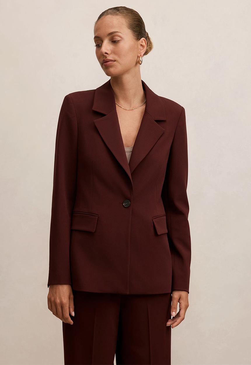 Forever New - Pia single breasted blazer in aubergine suit