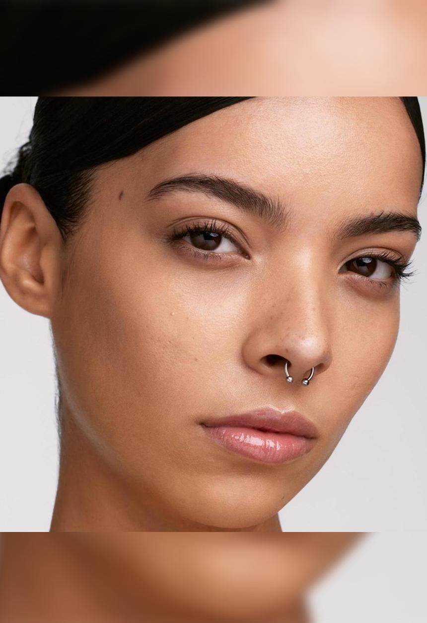 Fenty Beauty - Soft'Lit Naturally Luminous Foundation - 260