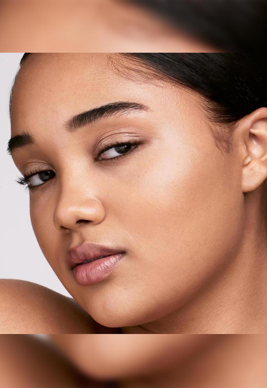 Fenty Beauty - Soft'Lit Naturally Luminous Foundation - 295