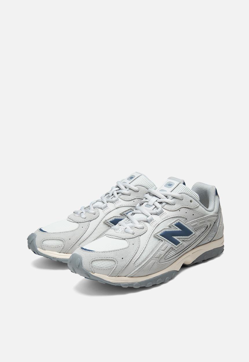 New Balance  - 204L