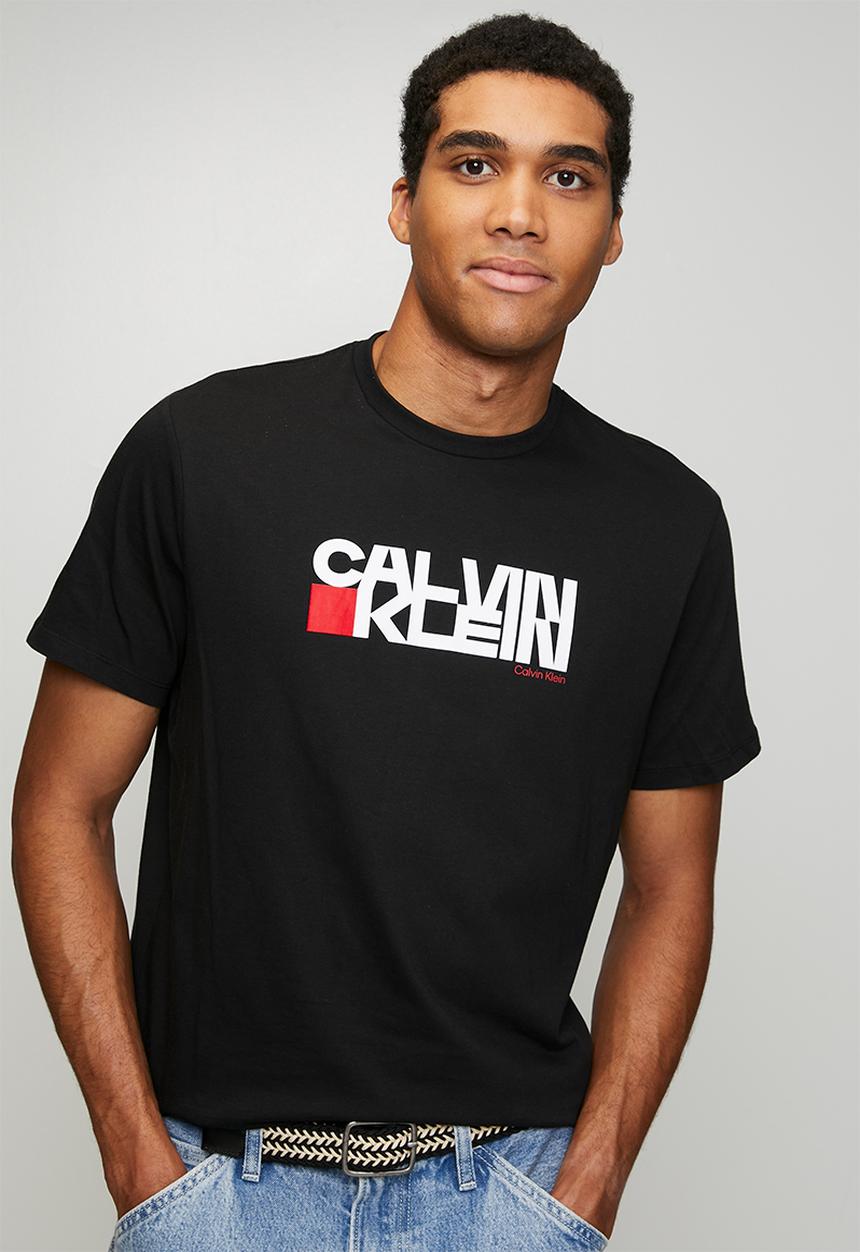 Calvin Klein - Short sleeve Eu Ck Redbox Graphic Tee - Black