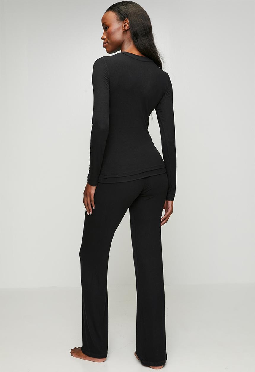 Cotton On - Sleep recovery lounge henley set - true black