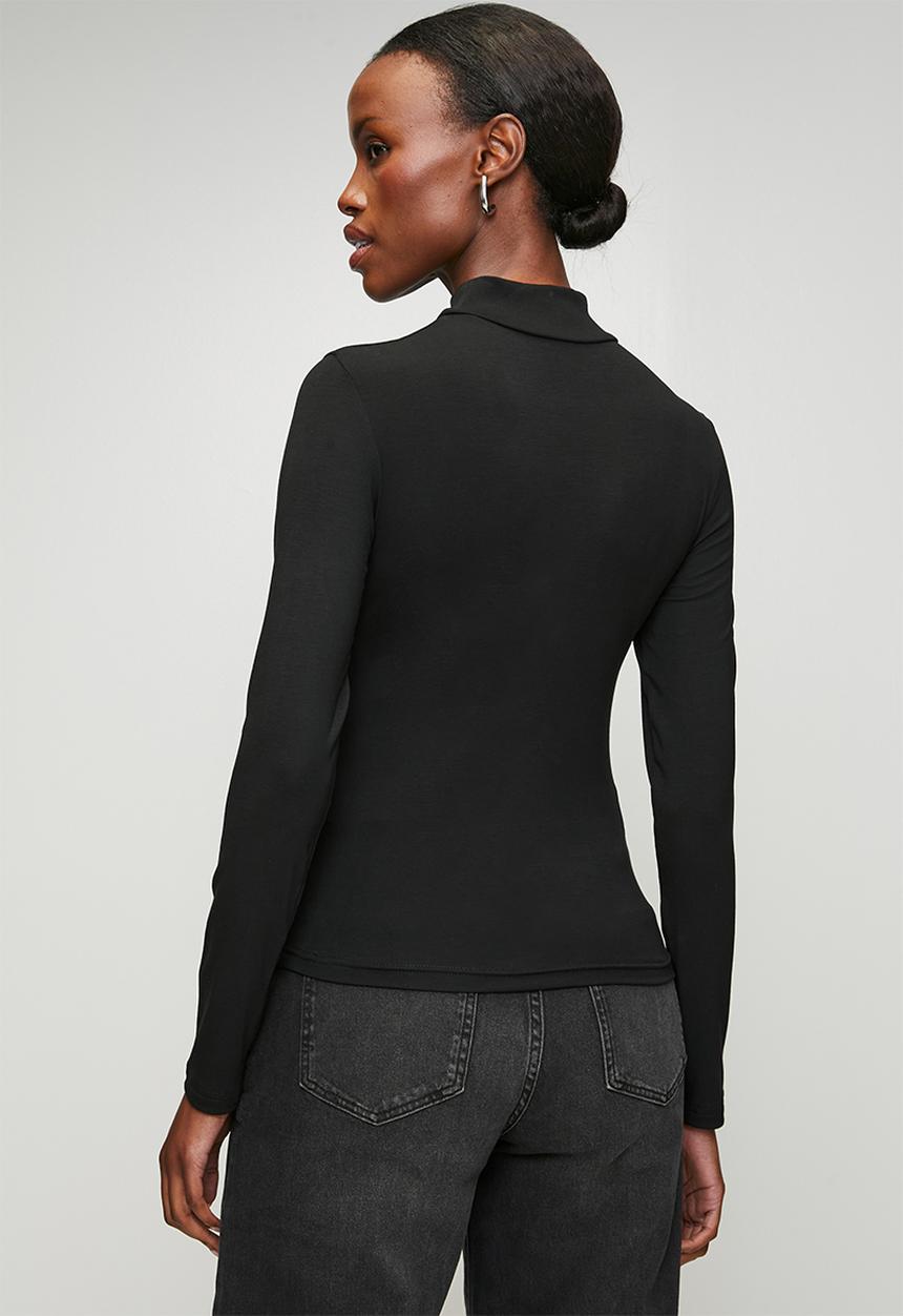 Me&B - Luxe Poloneck Essential - Black