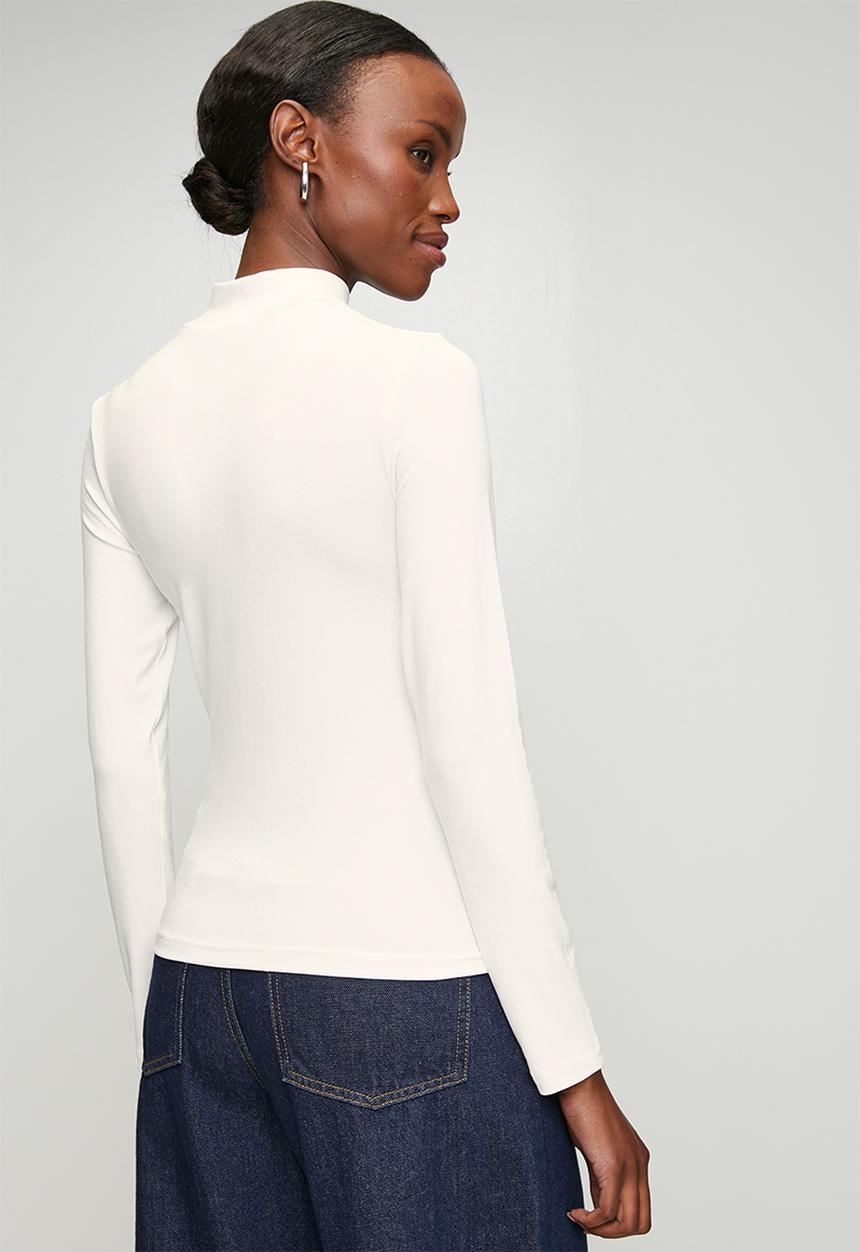Me&B - Luxe Poloneck Essential - Milk