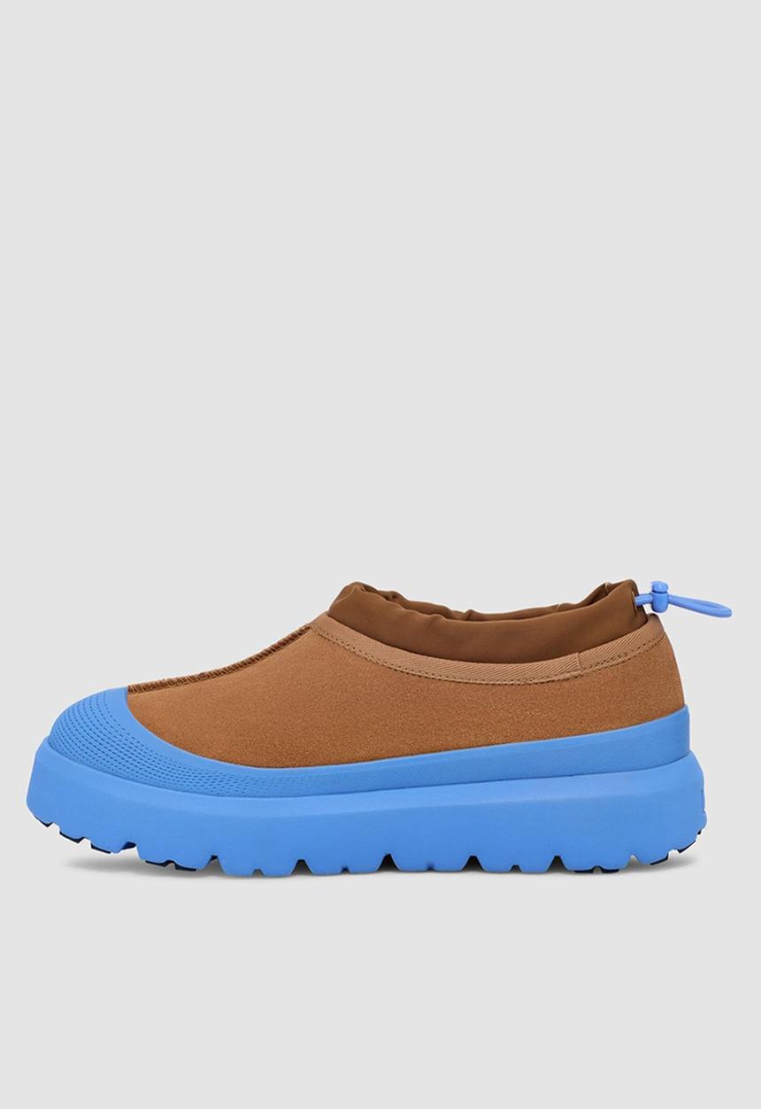 UGG® - Tasman Weather Hybrid - Chestnut/Big Sky