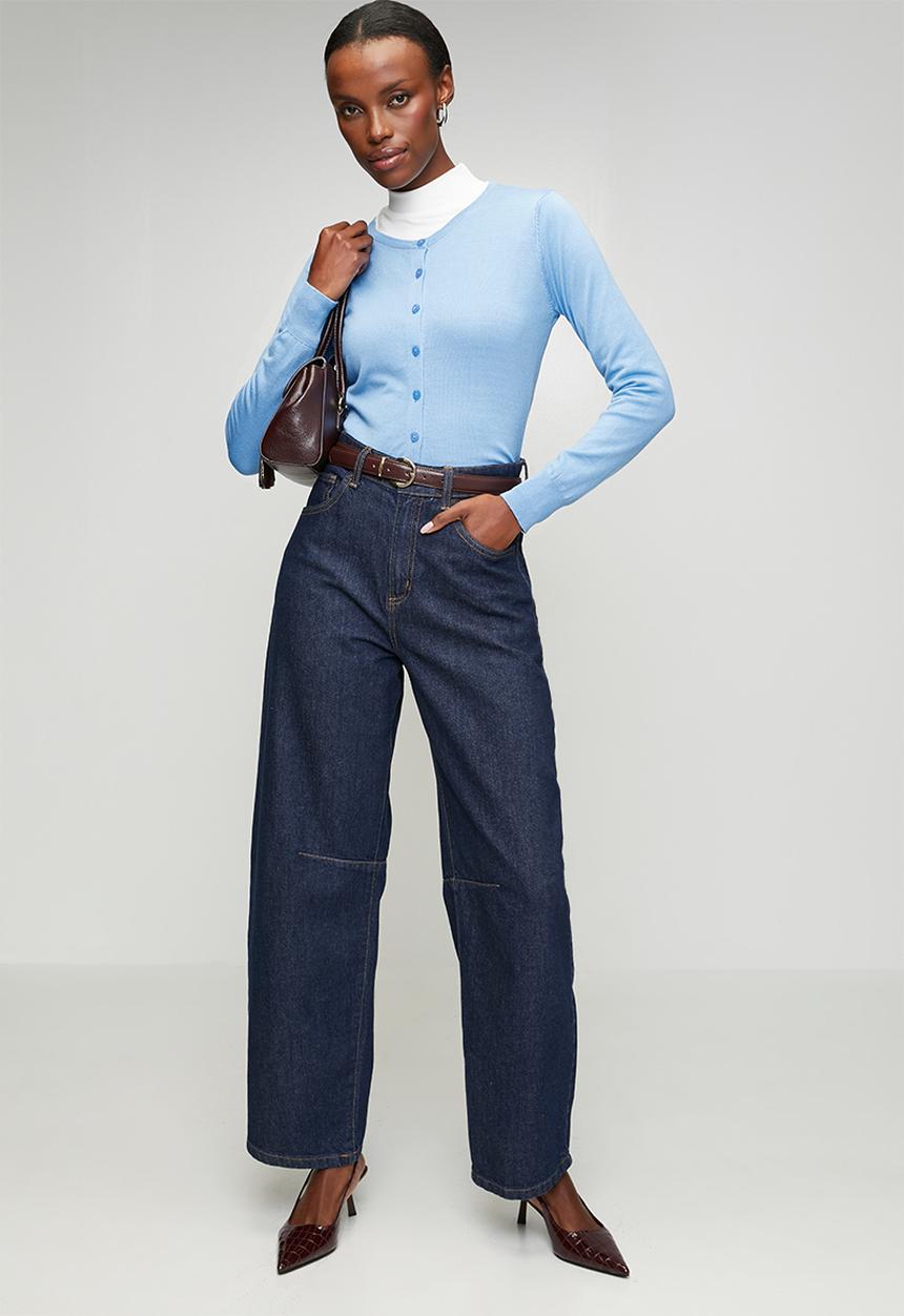 Izabel London - Long sleeve Crew Neck Button Through Cardi - Blue