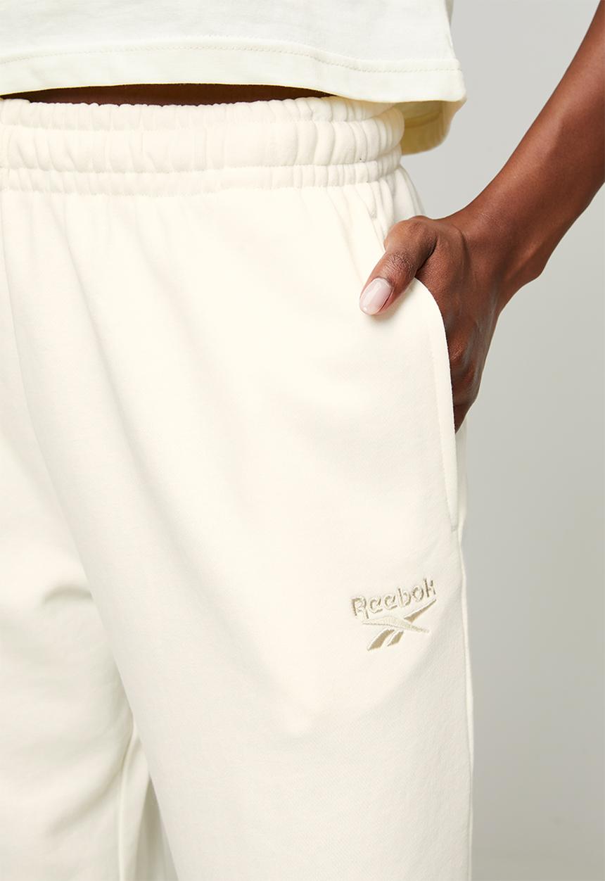 Reebok - Lawn Club Jogger Pants - Chalk