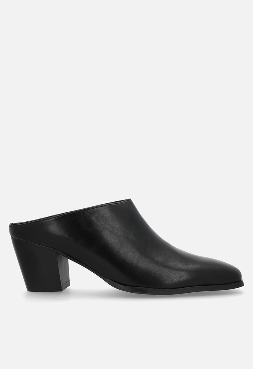 Raid London - Millie closed toe block heel mule - black 