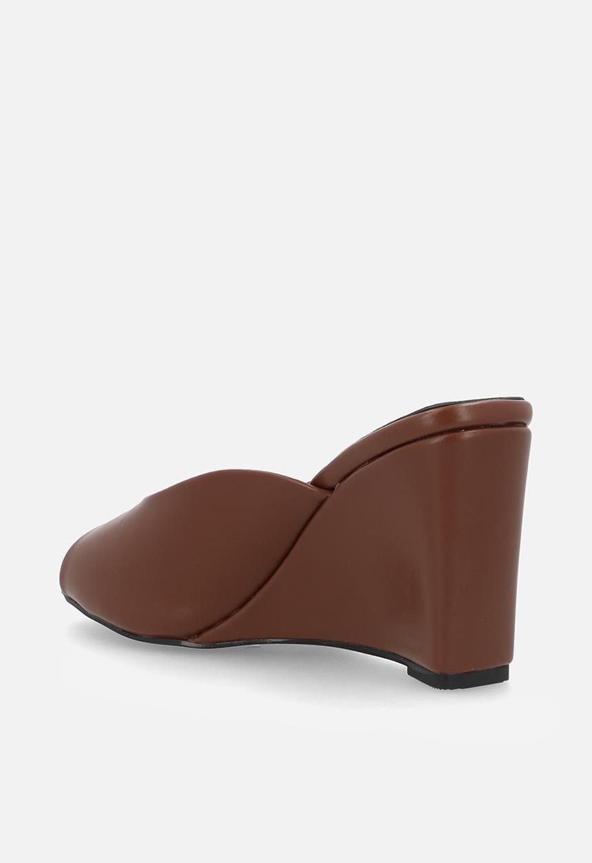 Raid London - Dovie open toe wedge heel mule - brown 