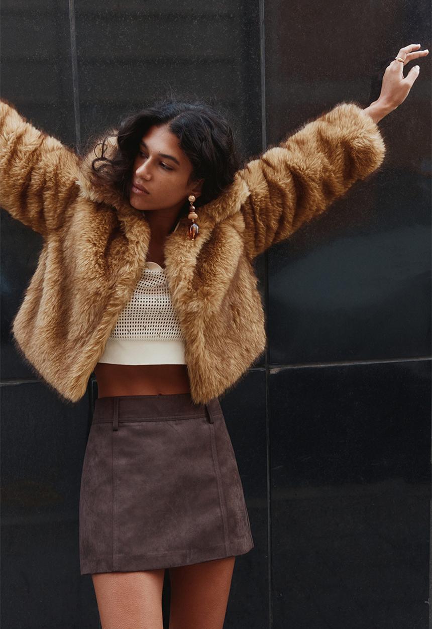 H&M - Cropped fluffy jacket - dark beige