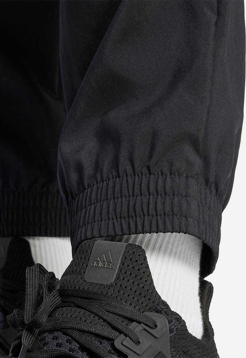 adidas Performance - Essential Small Logo Cargo Pant - Black
