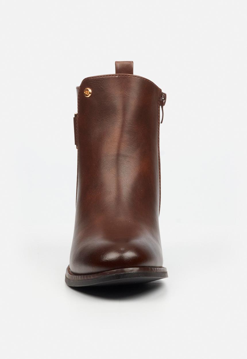 Miss Black - Brook 1 gold buckle ankle boot - chocolate