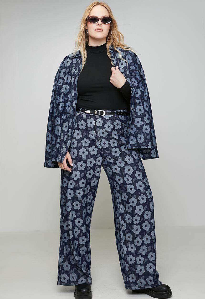 Me&B - Plus Luxe Poloneck Essential - Black