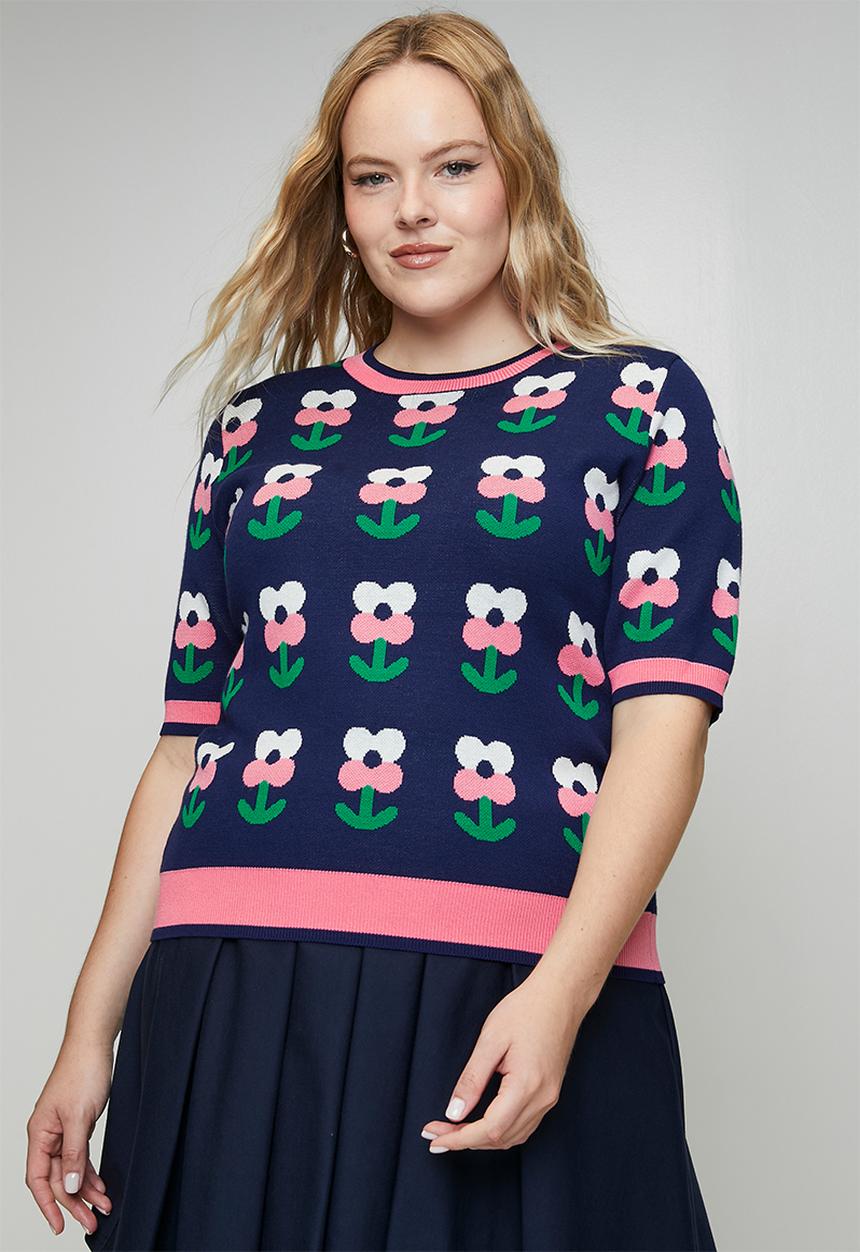 Me&B - Plus Knitwear Top in Tulip Novelty - Multi