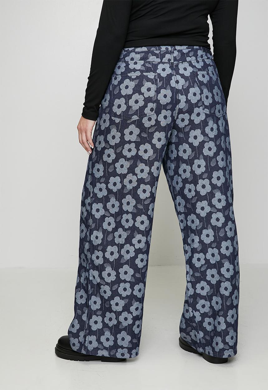 Me&B - Plus Roxy Wide Leg Jeans in Daisy Denim -  Dark Wash