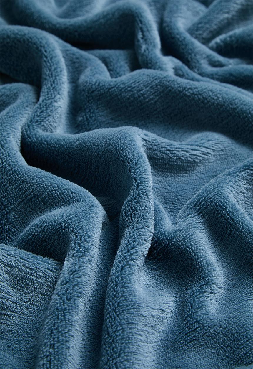 Sixth Floor - Fleece Throw - Blue