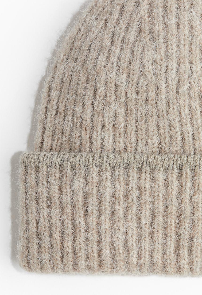 H&M - Soft-brushed beanie - light beige marl