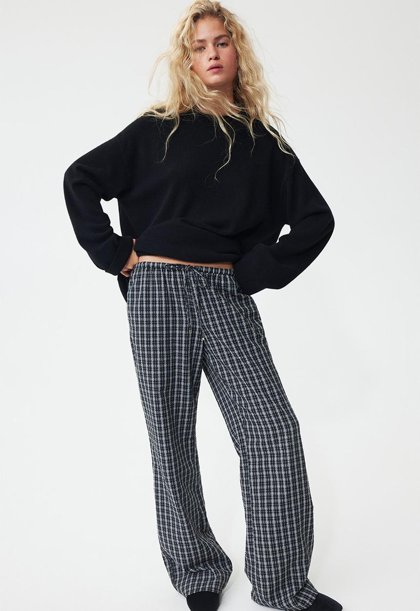 H&M - Drawstring trousers - black/checked