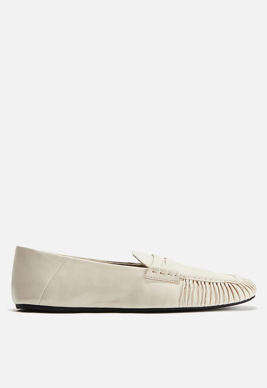H&M - Leather loafers - cream