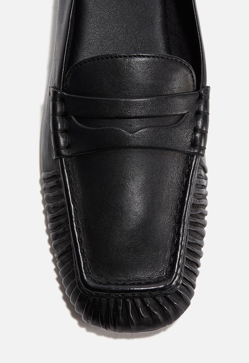 H&M - Leather loafers - black